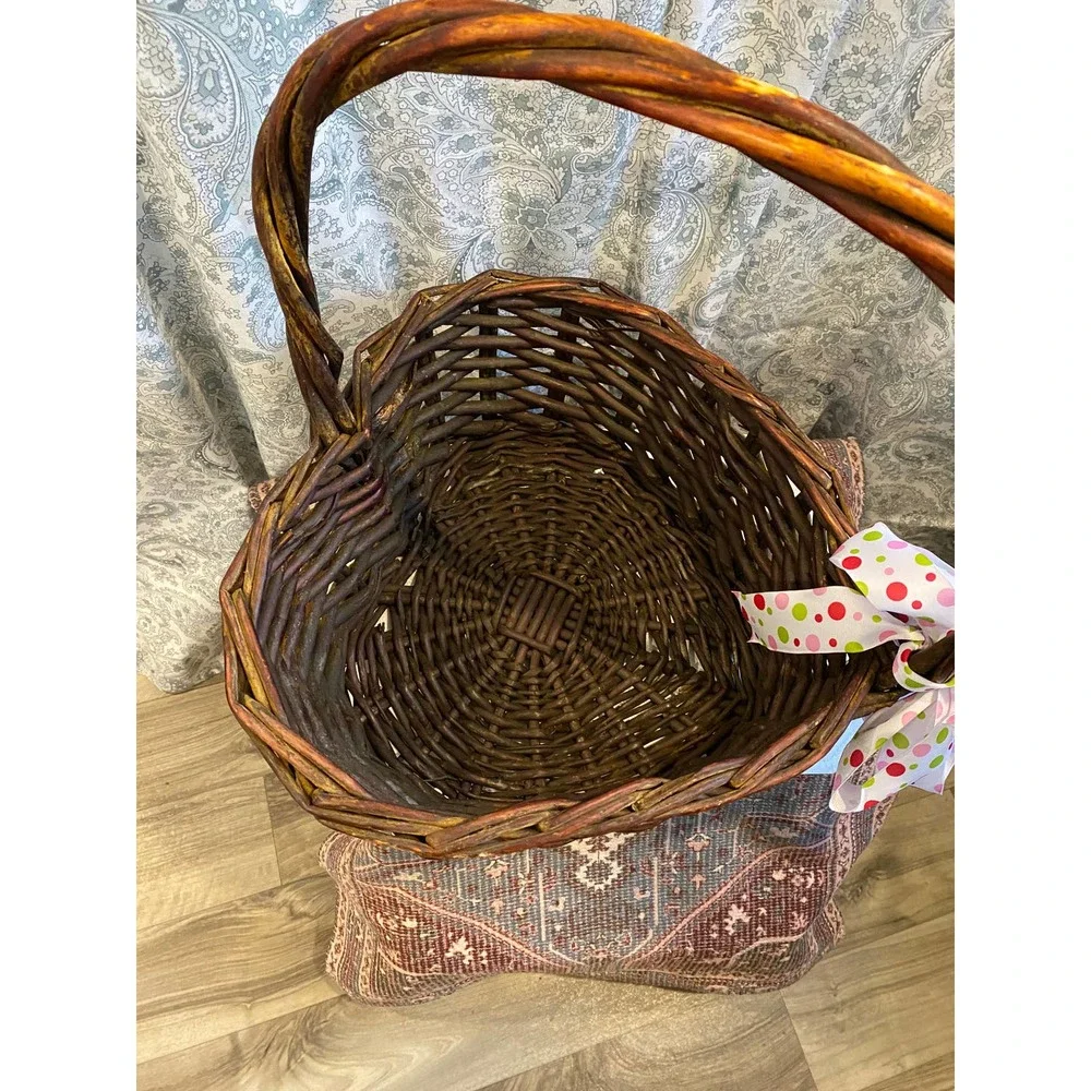Rustic Heart Shaped Basket, Excelsior, Polka‎ Dot Ribbon Bow, Twisted Handle